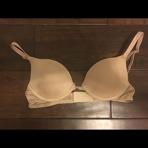 NUDE CALVIN KLEIN PUSH-UP BRA